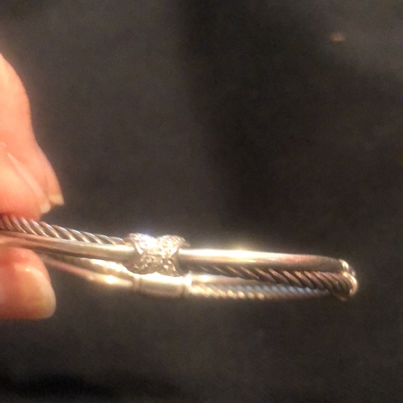 David Yurman Sterling cross link crossover bracelet with pave diamonds - Picture 7 of 7